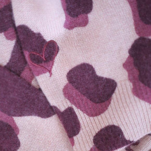 NWT Leopard 100% Cashmere Purple Pink Sweater. - Picture 6 of 11